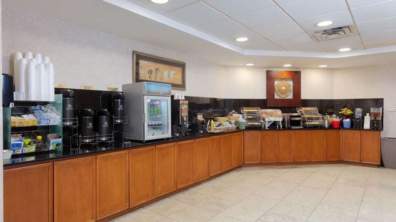 <b>La Quinta Inn & Suites Garden City Restaurant</b>. Images powered by <a href="https://iceportal.shijigroup.com/" title="IcePortal" target="_blank">IcePortal</a>.