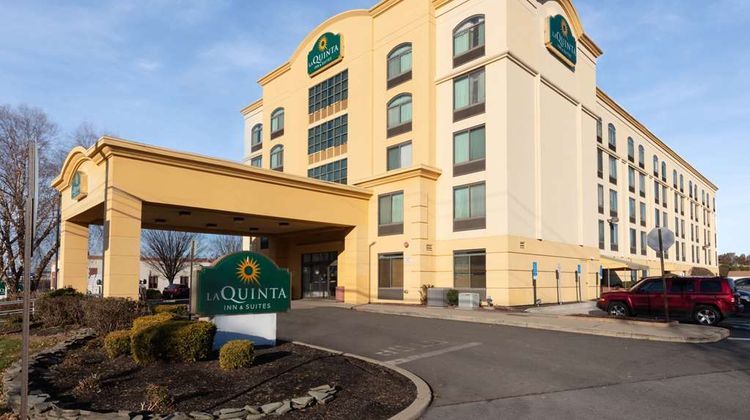 La Quinta Inn & Suites Garden City Exterior