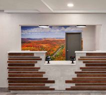 La Quinta Inn Wausau Lobby