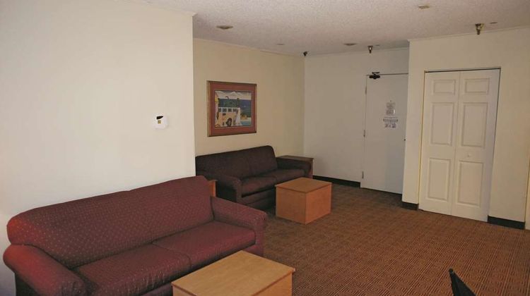 La Quinta Inn Tampa Southeast/Brandon Suite