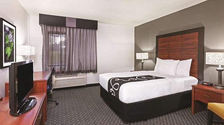 <b>La Quinta Inn Little Rock N McCain Mall Room</b>. Images powered by <a href="https://iceportal.shijigroup.com/" title="IcePortal" target="_blank">IcePortal</a>.