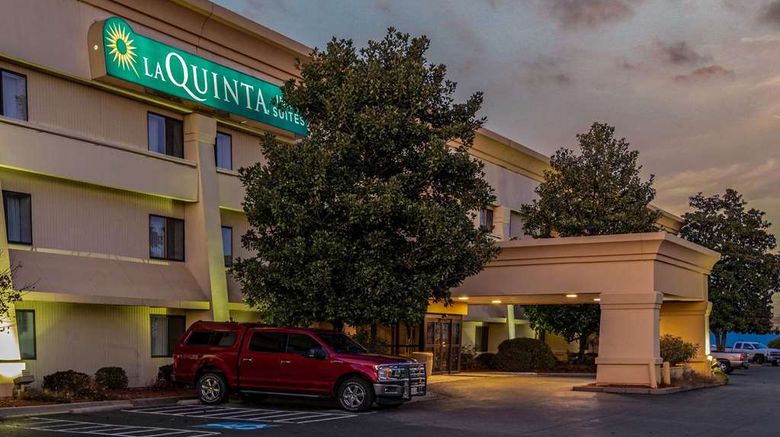 <b>La Quinta Inn Little Rock N McCain Mall Exterior</b>. Images powered by <a href="https://iceportal.shijigroup.com/" title="IcePortal" target="_blank">IcePortal</a>.