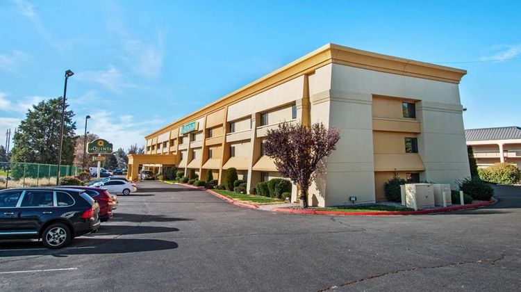 La Quinta Inn Albuquerque Exterior