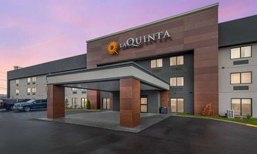 La Quinta Inn & Suites Nashville Airport