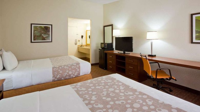 <b>La Quinta Inn Minneapolis Airport Room</b>. Images powered by <a href="https://iceportal.shijigroup.com/" title="IcePortal" target="_blank">IcePortal</a>.