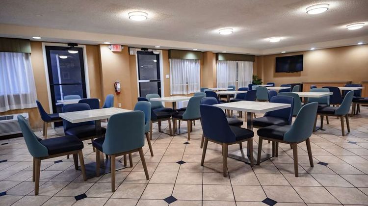 La Quinta Inn Tampa Near Busch Gardens Restaurant