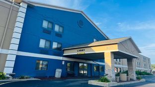 AmericInn by Wyndham Glendale