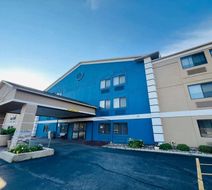 AmericInn by Wyndham Glendale Exterior