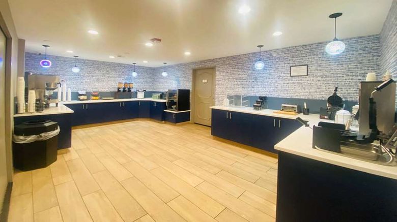 <b>AmericInn by Wyndham Glendale Other</b>. Images powered by <a href="https://iceportal.shijigroup.com/" title="IcePortal" target="_blank">IcePortal</a>.