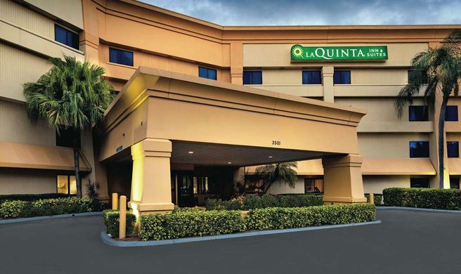 La Quinta Inn Miami Airport East Exterior
