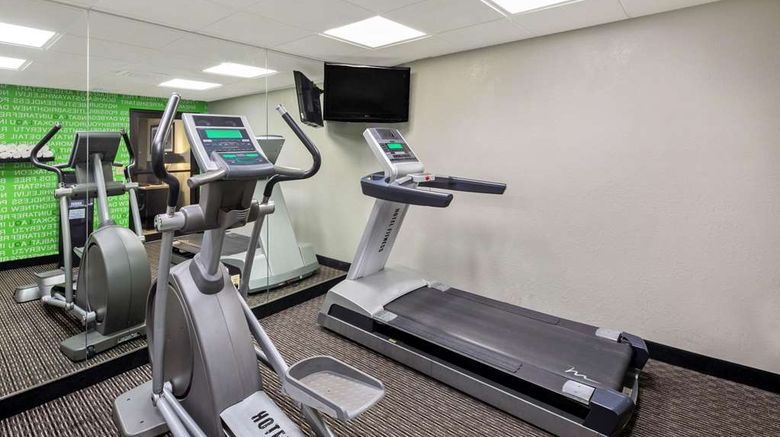 <b>La Quinta Inn Miami Airport East Health</b>. Images powered by <a href="https://iceportal.shijigroup.com/" title="IcePortal" target="_blank">IcePortal</a>.