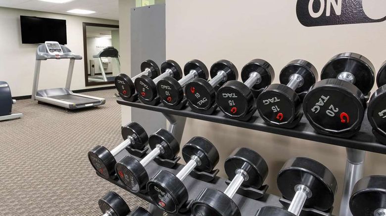 <b>La Quinta Inn & Suites Boston-Andover Health</b>. Images powered by <a href="https://iceportal.shijigroup.com/" title="IcePortal" target="_blank">IcePortal</a>.