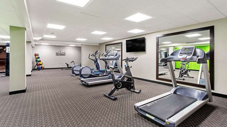 <b>La Quinta Inn & Suites Boston-Andover Health</b>. Images powered by <a href="https://iceportal.shijigroup.com/" title="IcePortal" target="_blank">IcePortal</a>.