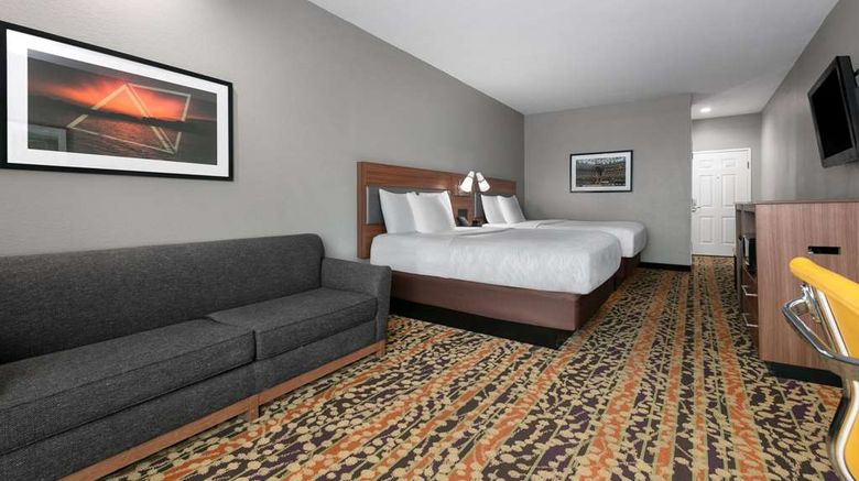 <b>La Quinta Inn & Suites Belton Suite</b>. Images powered by <a href="https://iceportal.shijigroup.com/" title="IcePortal" target="_blank">IcePortal</a>.