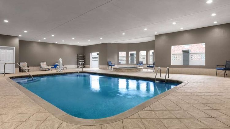 La Quinta Inn & Suites Belton Pool