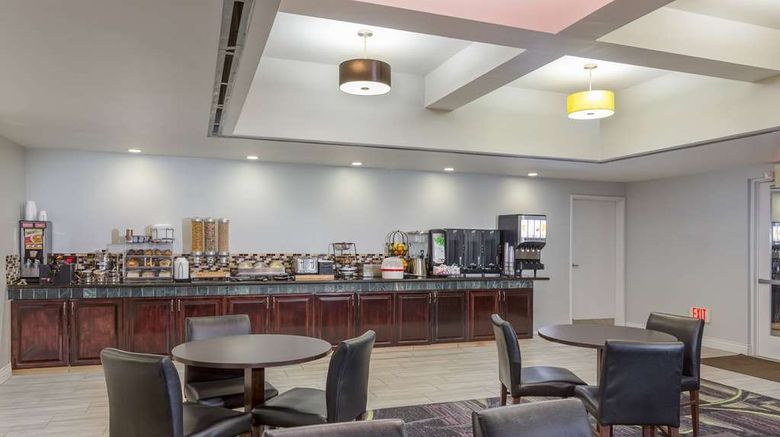 <b>La Quinta Inn & Suites Visalia Restaurant</b>. Images powered by <a href="https://iceportal.shijigroup.com/" title="IcePortal" target="_blank">IcePortal</a>.