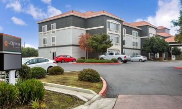 La Quinta Inn & Suites Visalia