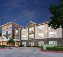 La Quinta Inn & Suites Rockwall Exterior