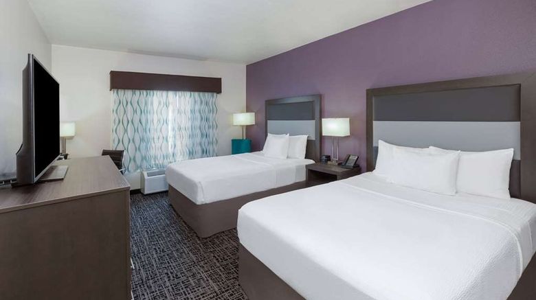 <b>La Quinta Inn & Suites Rockwall Room</b>. Images powered by <a href="https://iceportal.shijigroup.com/" title="IcePortal" target="_blank">IcePortal</a>.