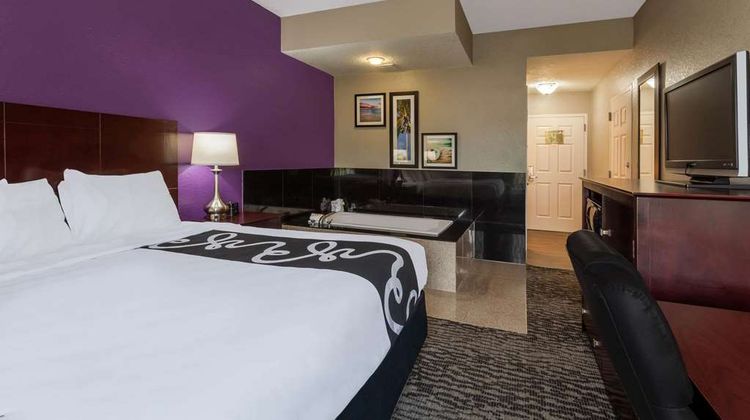 La Quinta Inn & Suites Port Orange Suite