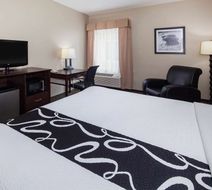 La Quinta Inn & Suites Inglewood Room