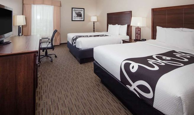 La Quinta Inn & Suites Inglewood Room