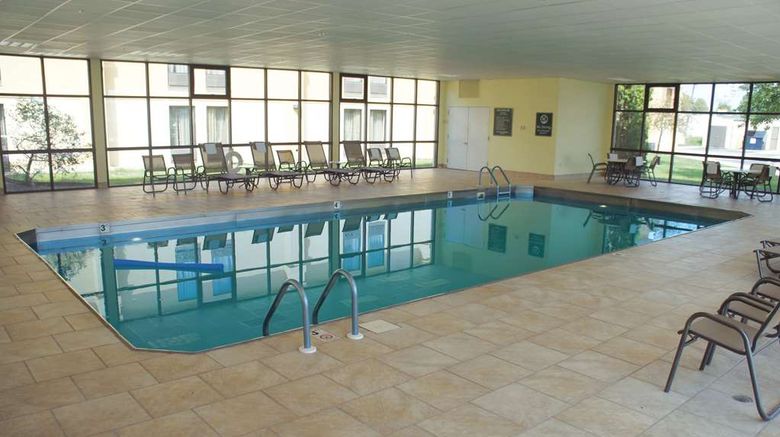 <b>La Quinta Inn Davenport Pool</b>. Images powered by <a href="https://iceportal.shijigroup.com/" title="IcePortal" target="_blank">IcePortal</a>.