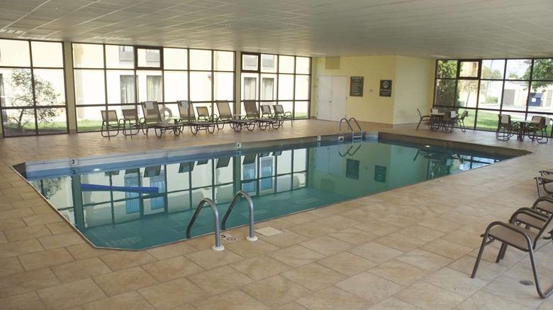 <b>La Quinta Inn Davenport Pool</b>. Images powered by <a href="https://iceportal.shijigroup.com/" title="IcePortal" target="_blank">IcePortal</a>.