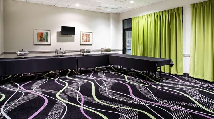 La Quinta Inn Davenport Meeting