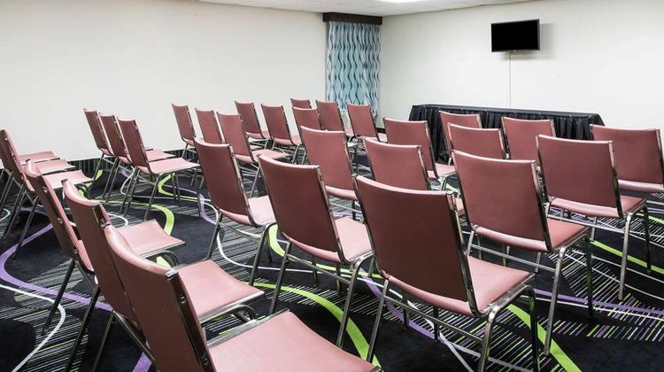 La Quinta Inn Davenport Meeting