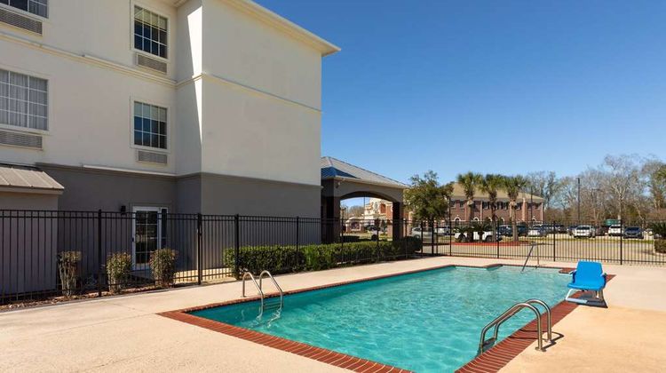 La Quinta Inn & Suites Houma Pool
