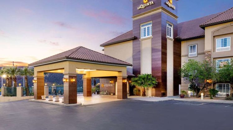 La Quinta Inn & Suites St. George Exterior