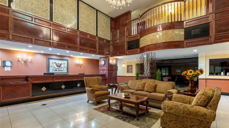<b>La Quinta Inn & Suites Dodge City Lobby</b>. Images powered by <a href="https://iceportal.shijigroup.com/" title="IcePortal" target="_blank">IcePortal</a>.