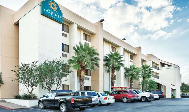 La Quinta Inn Austin North Exterior