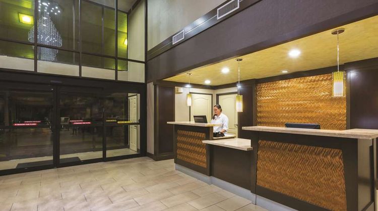 La Quinta Inn Austin North Lobby