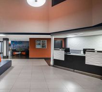 La Quinta Inn & Suites Knoxville East Lobby