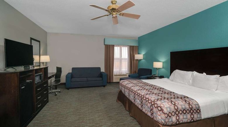 <b>La Quinta Inn & Suites Knoxville East Suite</b>. Images powered by <a href="https://iceportal.shijigroup.com/" title="IcePortal" target="_blank">IcePortal</a>.