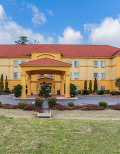 La Quinta Inn & Suites