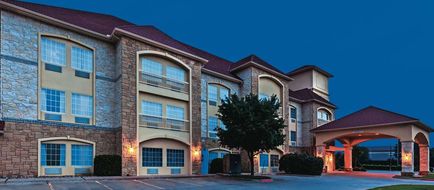 La Quinta Inn & Suites Granbury Exterior
