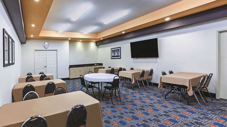 La Quinta Inn & Suites Granbury Meeting