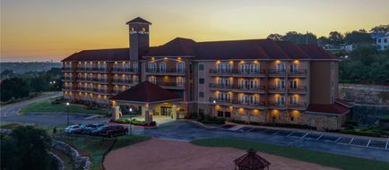 La Quinta Inn & Suites Marble Falls Exterior