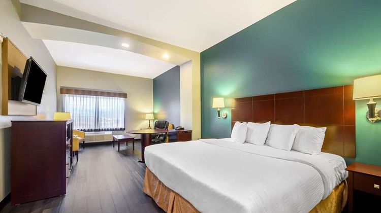 La Quinta Inn & Suites Longview North Suite