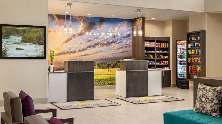 La Quinta Inn & Suites Longview Lobby