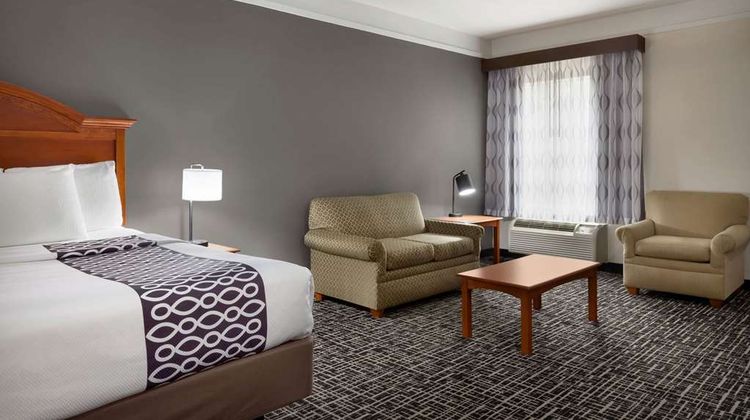 La Quinta Inn & Suites Longview Suite