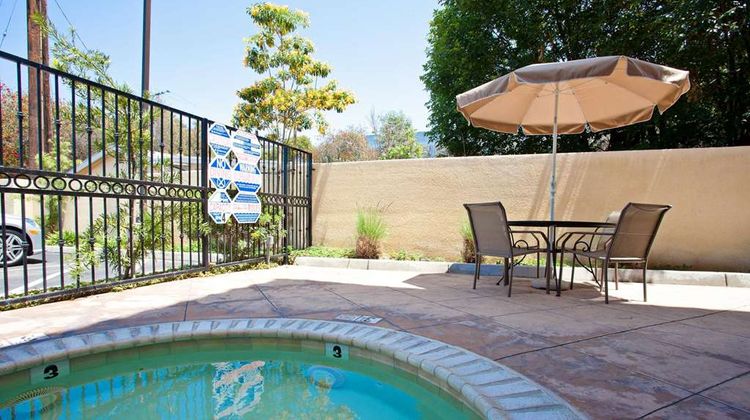 La Quinta Inn & Suites Hawaiian Gardens Pool