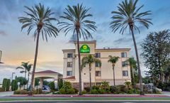 La Quinta Inn & Suites Hawaiian Gardens