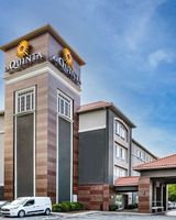 La Quinta Inn & Suites Norfolk Airport