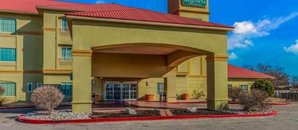 La Quinta Inn & Suites Hobbs Exterior