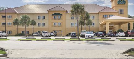 La Quinta Inn & Suites Biloxi Exterior