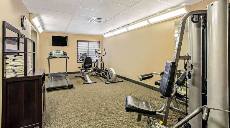 <b>La Quinta Inn & Suites Biloxi Health</b>. Images powered by <a href="https://iceportal.shijigroup.com/" title="IcePortal" target="_blank">IcePortal</a>.